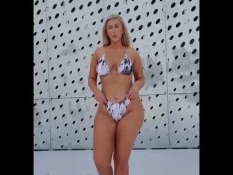 Sophiesselfies Nude Onlyfans Sophiethebodyvip Video!